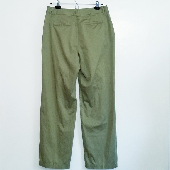 Tommy Bahama Stretch Olive Green Pants - Picture 5 of 16